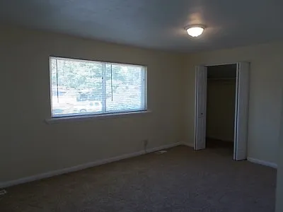 3042 Beech Ave — Photo 10