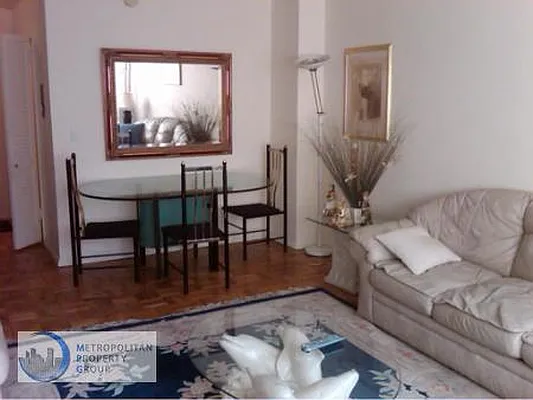 Sold by Metropolitan Property Group | media 6