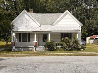 18 E New St, Winder, GA 30680