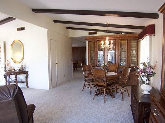 Dining rm leads to FR & K