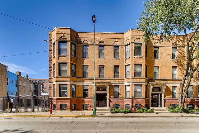 1st image of 728 W Addison St APT G
