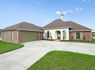 4327 Hidden Pass Dr, Zachary, LA 70791