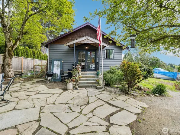 1241 SW Myrtle Street, Seattle, WA 98106