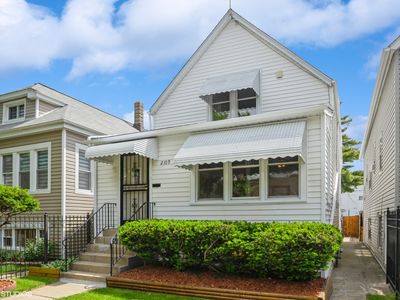2109 N Long Ave, Chicago, IL, 60639