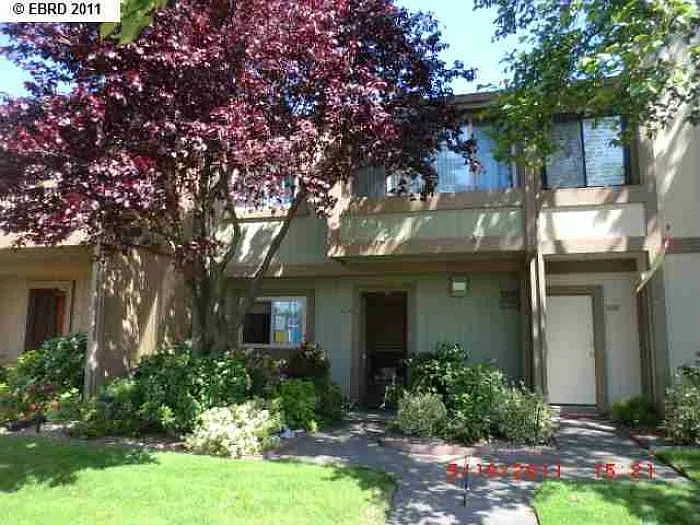 1110 Island Dr photo 1