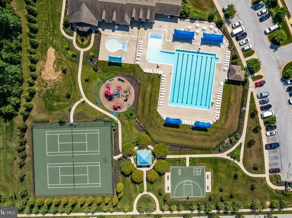 677 Warblers Perch Way Gln, Burnie, MD 21060