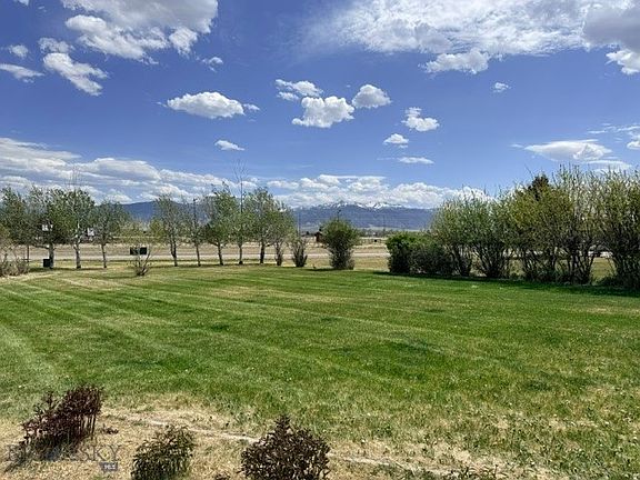 4th image of 1 Lone Mountain Ct