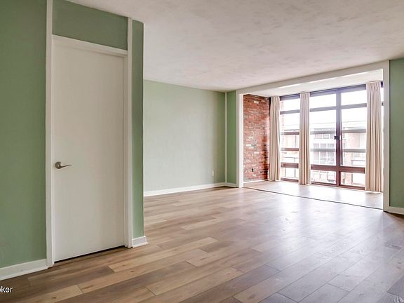 5th image of 1040 Cherokee Rd APT E5