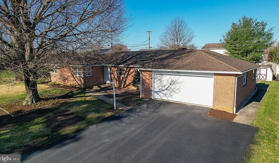 211 Highland Cir, Chambersburg, PA 17202 MLS PAFL2012788 Zillow