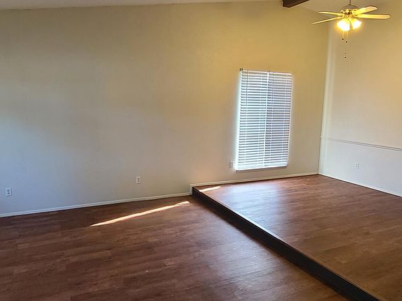 2nd image of 936 Windy Meadow Dr