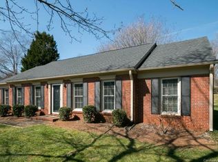 7415 Lea Wood Ln, Charlotte, NC 28227