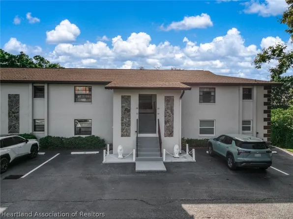11 A Miracle Ave, Avon Park, FL 33825