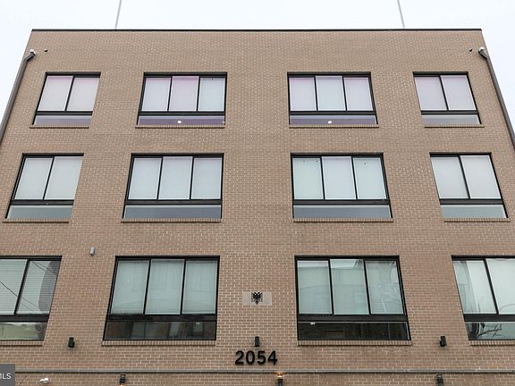 2nd image of 2054 N 2nd St #6