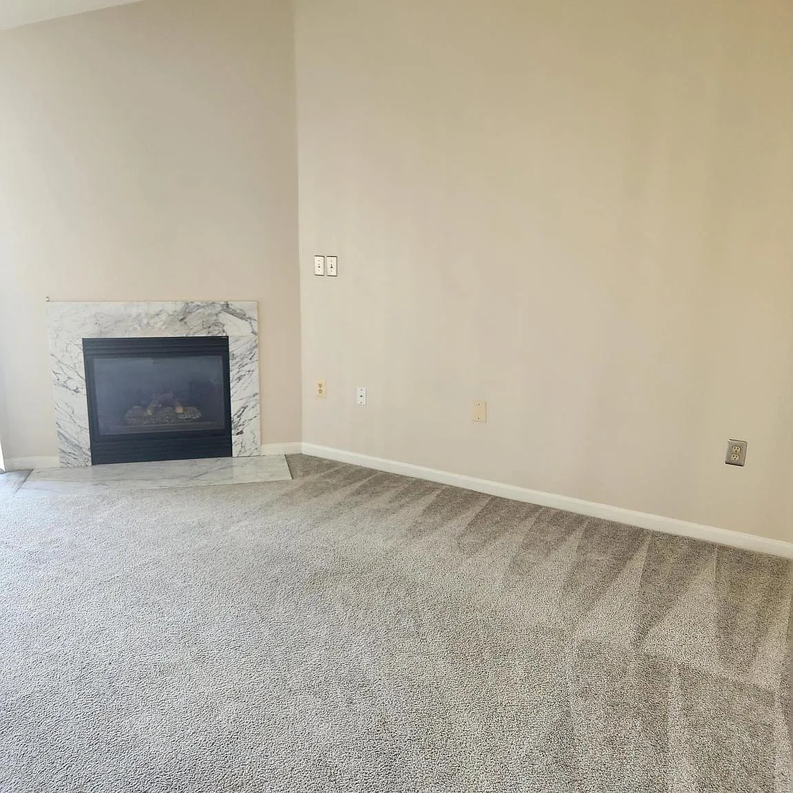 Largo Town Center Condo Phase 1 — Photo 4