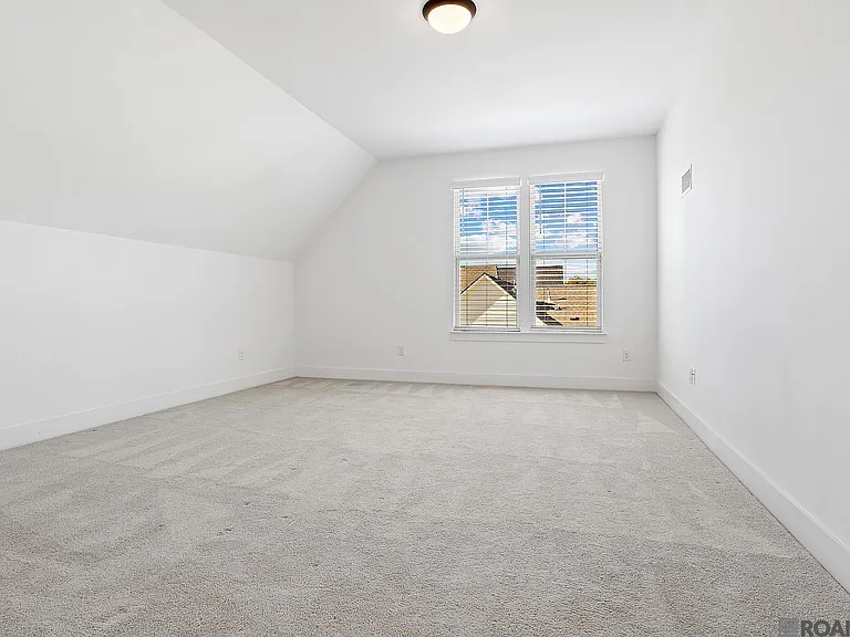 802 Marlstone Dr — Photo 12