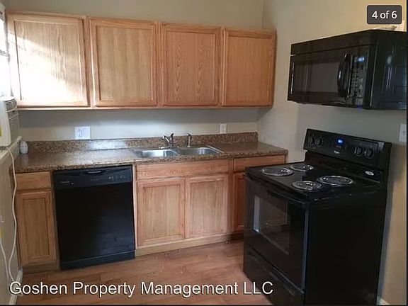 1132 N Green Kitchen 1_09042024