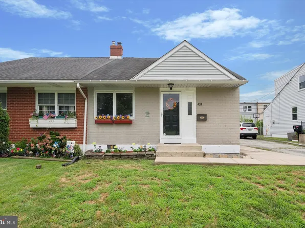 424 E Winona Ave, Norwood, PA 19074