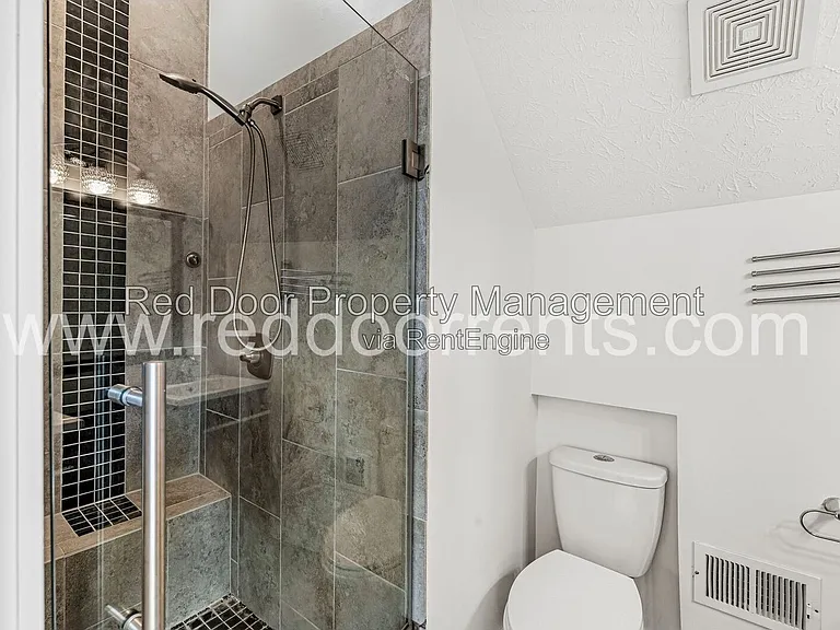 1133 Dawson St — Photo 25