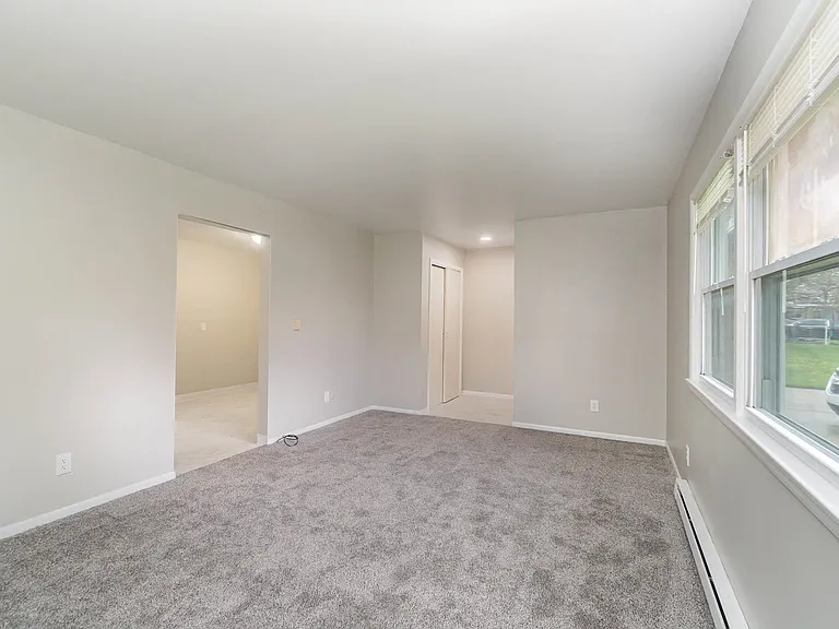 3230 Pasadena Pl — Photo 4