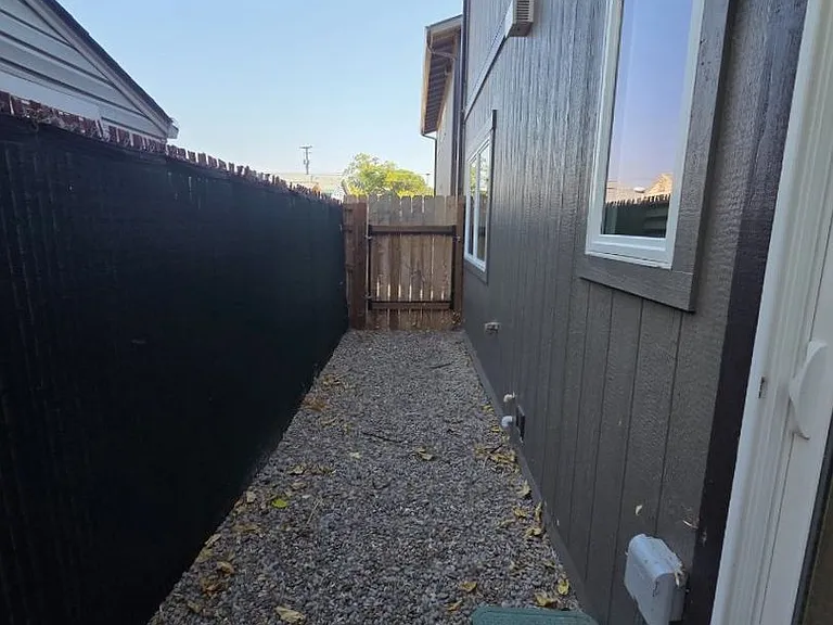 534 Putnam Ave #1 — Photo 10