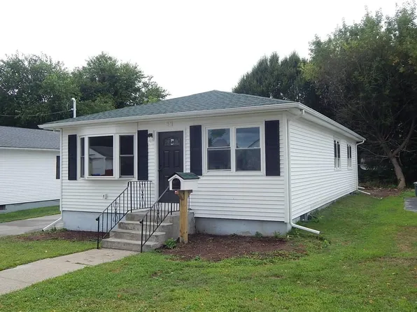 31 Compton St, Providence, RI 02908