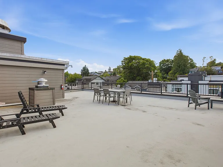 4831 Fauntleroy Way SW #201 — Photo 16