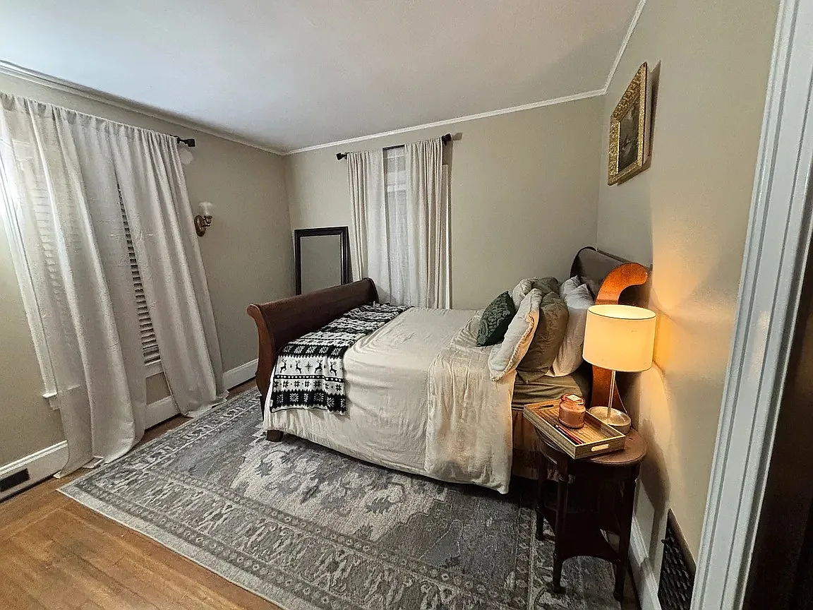 4 bed, 1658 sqft, $2,200 — Photo 3