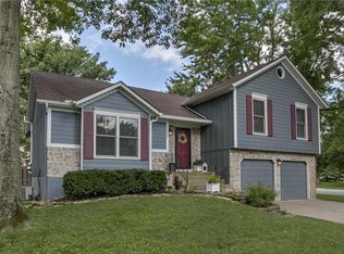 2201 S Kenwood St, Olathe, KS 66062