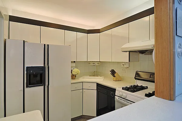 Sold by Corcoran | media 11