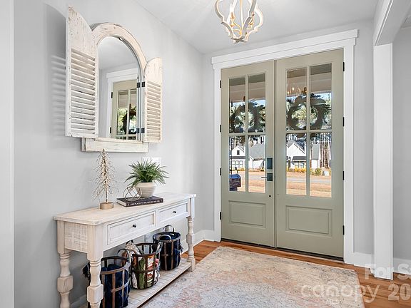 5th image of 2391 Lee Lawing Rd