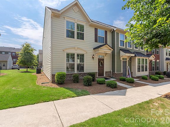 2nd image of 2023 Sage Park Dr