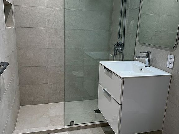 4th image of 49 W 90th St APT 2B