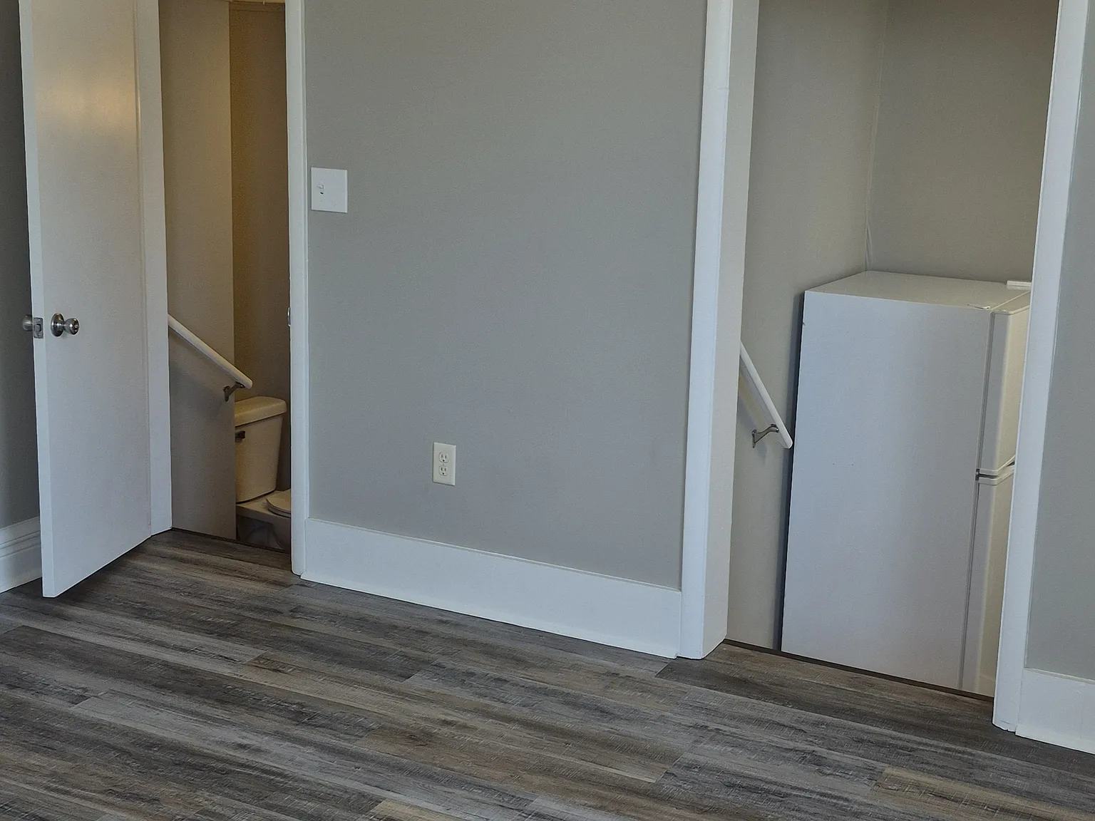1 bed, 400 sqft, $975 — Photo 3