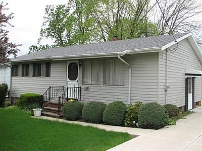 1st image of 13526 Heatherwood Dr
