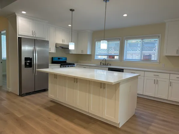 230 Velarde St, Mountain View, CA 94041
