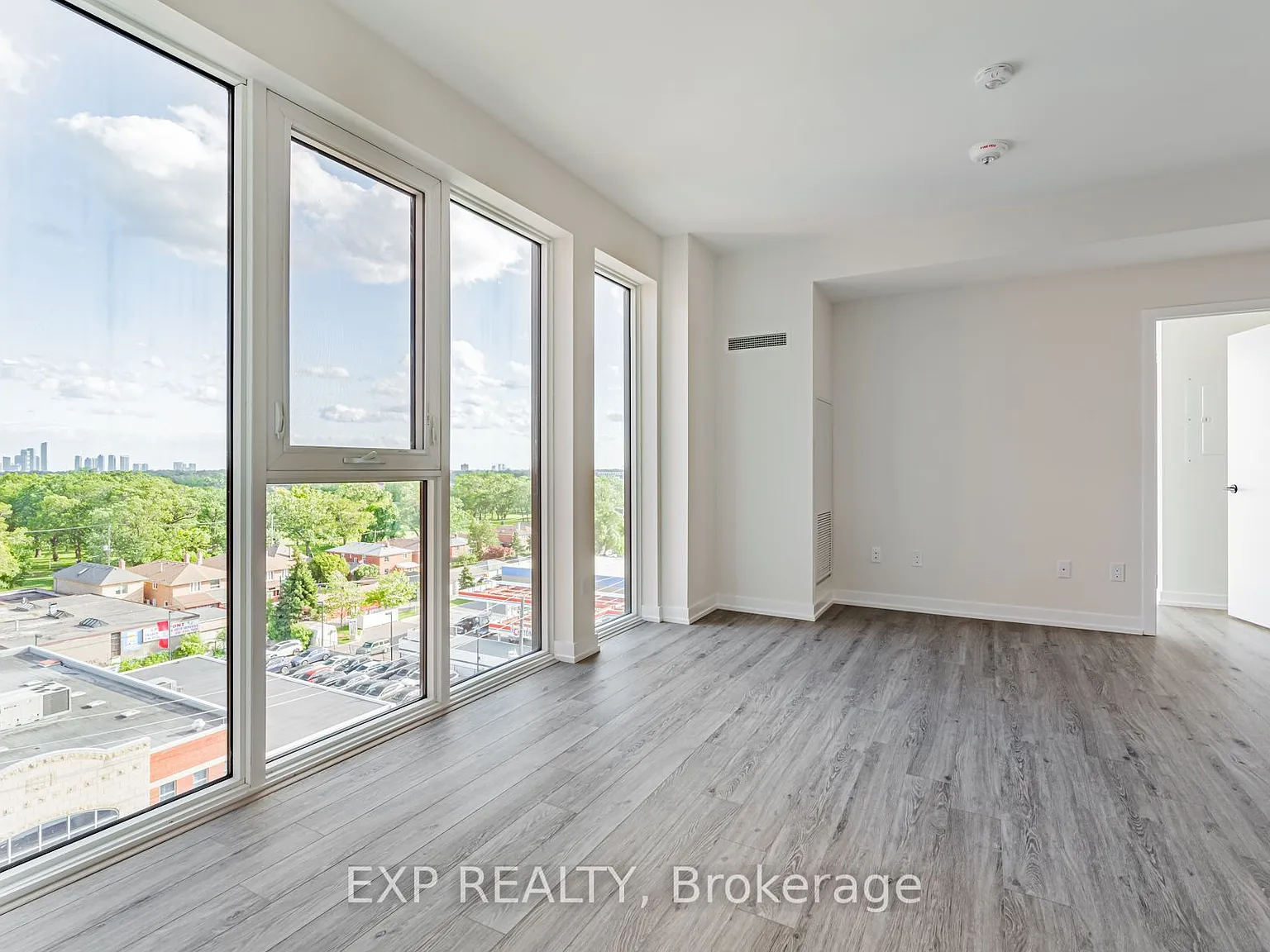 2 bed, $2,600 — Photo 3