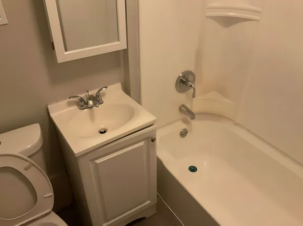 296 Hudson St, Hartford, CT 06106