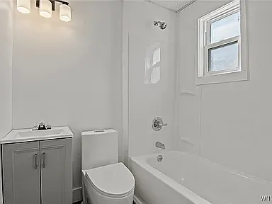 877 Prospect Ave #4 — Photo 3