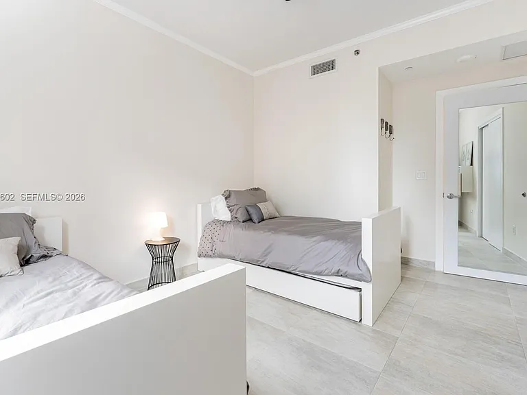 1060 Brickell Ave #1507 — Photo 16