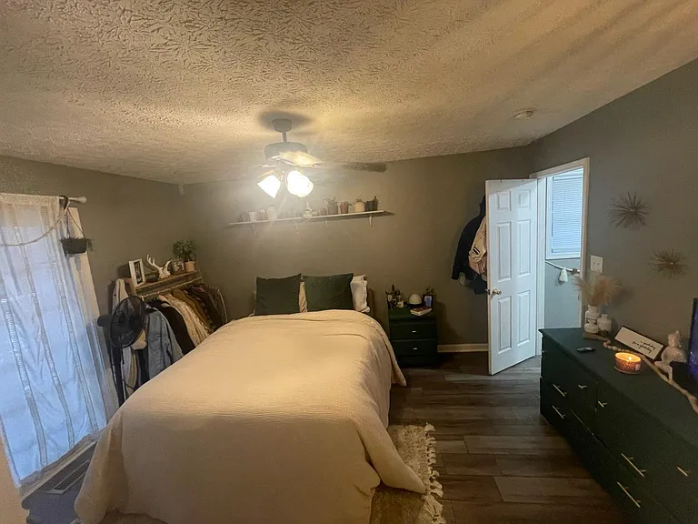2038 N College Ave — Photo 8