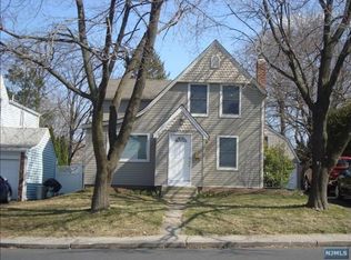 107 Kinderkamack Rd, Park Ridge, NJ 07656