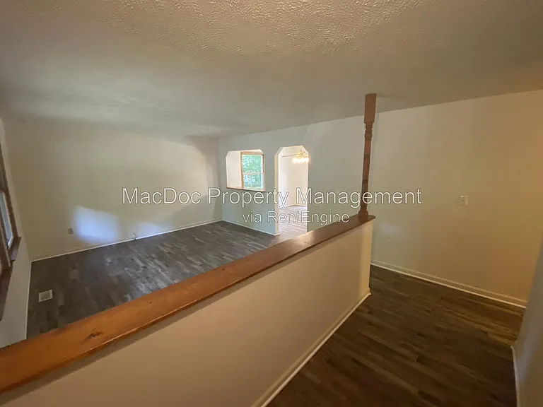 8302 Delegate Dr — Photo 3