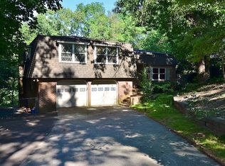 3200 Chinaberry Dr, Columbia, SC 29204