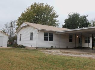 806 E Highland St, Tecumseh, OK 74873