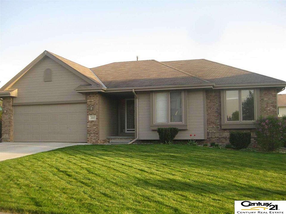 1st image of 2115 Dana Ln