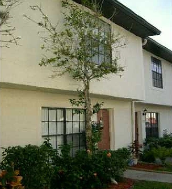 1st image of 7432 Woodburn Ct