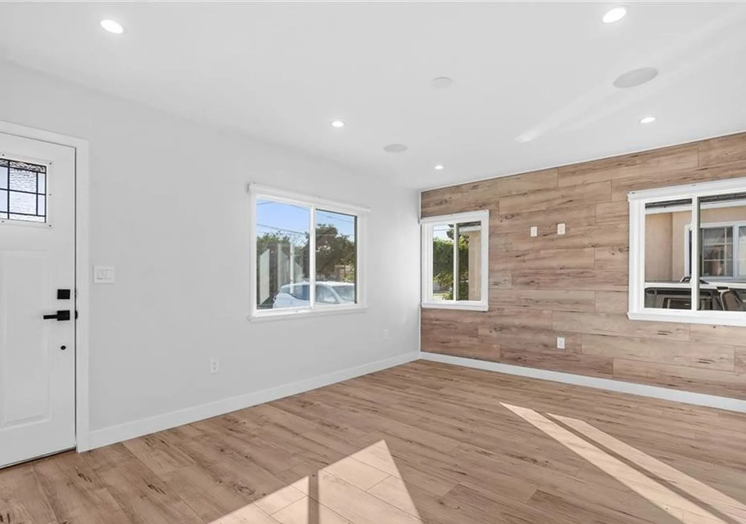 4641 W. 130th Street — Photo 3