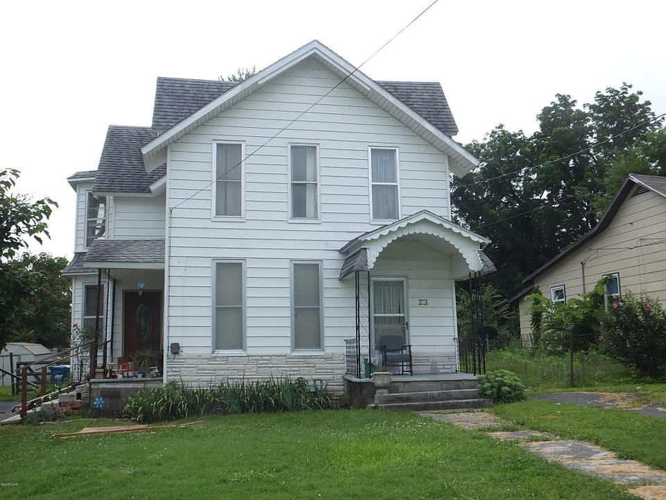 2nd image of 720 W Vine St