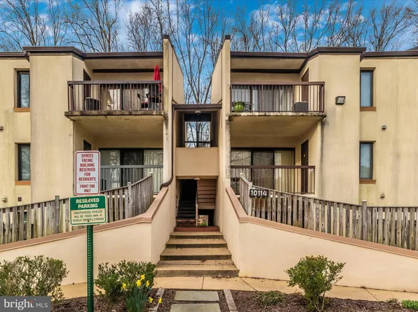 10114 Campus Way S APT 102-8C, Upper Marlboro, MD 20774