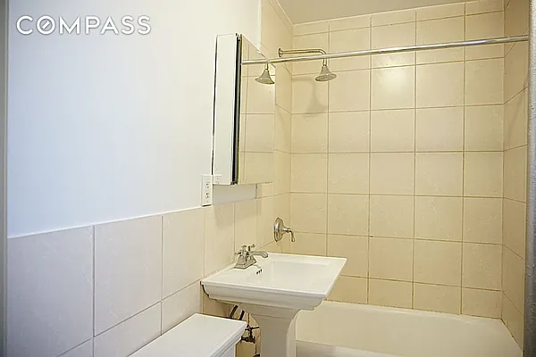 Rented by Compass | media 5